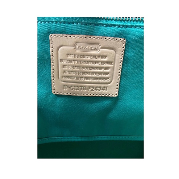 ‘Like-New Leather Coach Tote’👜 - Picture 10 of 12